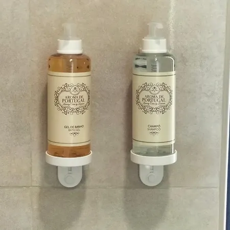 Villa Amores Riverview - Your Scenic Getaway - Uchill