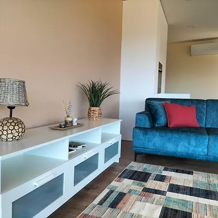 וילה Amores Riverview - Your Scenic Getaway - Uchill וילה נובה דה סרביירה