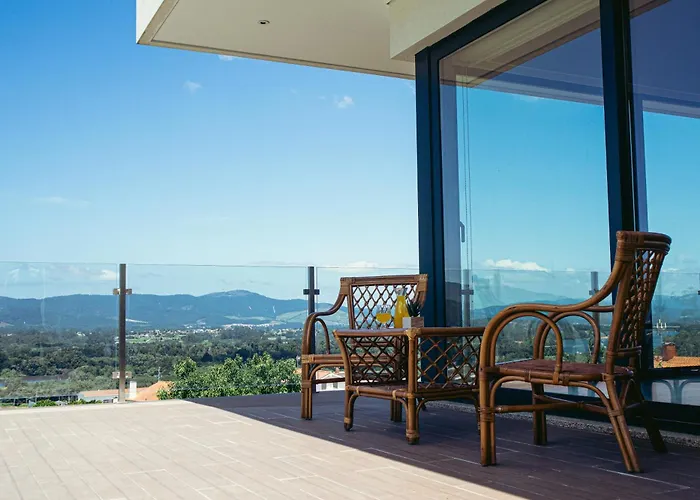 Amores Riverview - Your Scenic Getaway - Uchill Villa