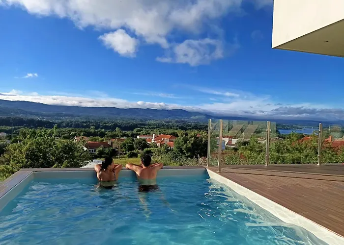 Amores Riverview - Your Scenic Getaway - Uchill Villa Vila Nova de Cerveira