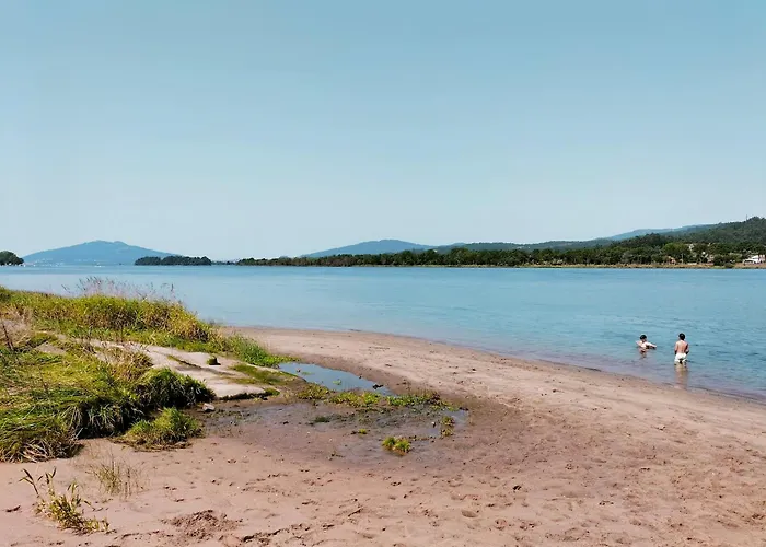 Willa Amores Riverview - Your Scenic Getaway - Uchill