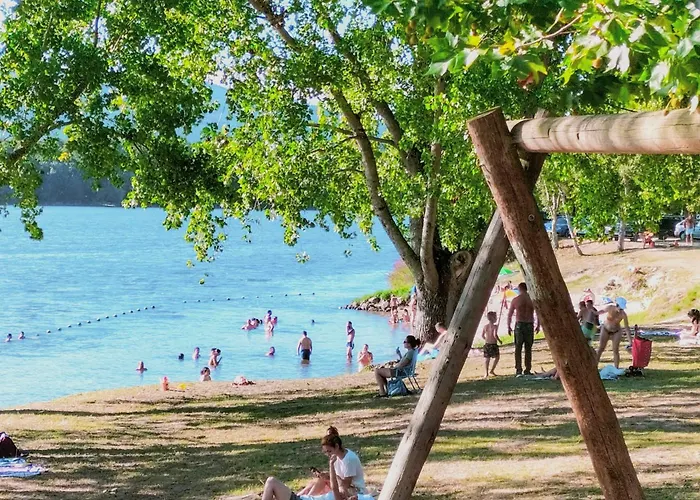 Amores Riverview - Your Scenic Getaway - Uchill